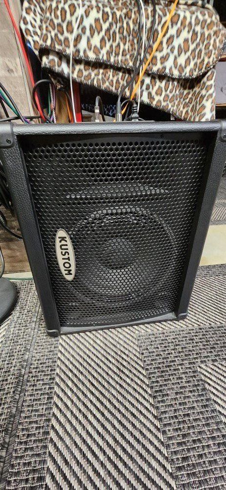 Kustom KPC12MP Powered Stage Monitor