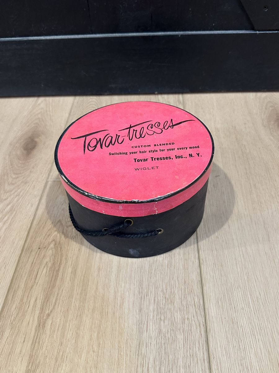 Tovar-Tresses Vintage Wiglet Box-Collectible