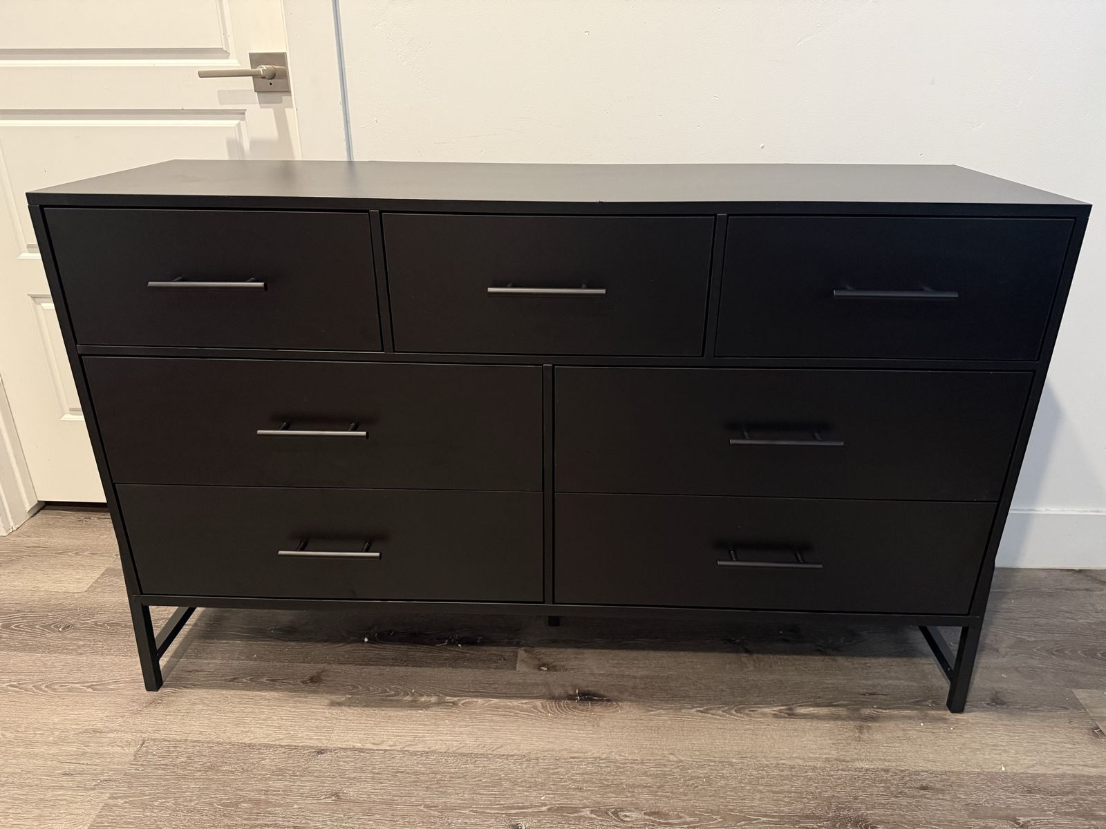 Brand New Modern Black 7 Drawer Dresser