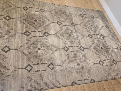 Area rug