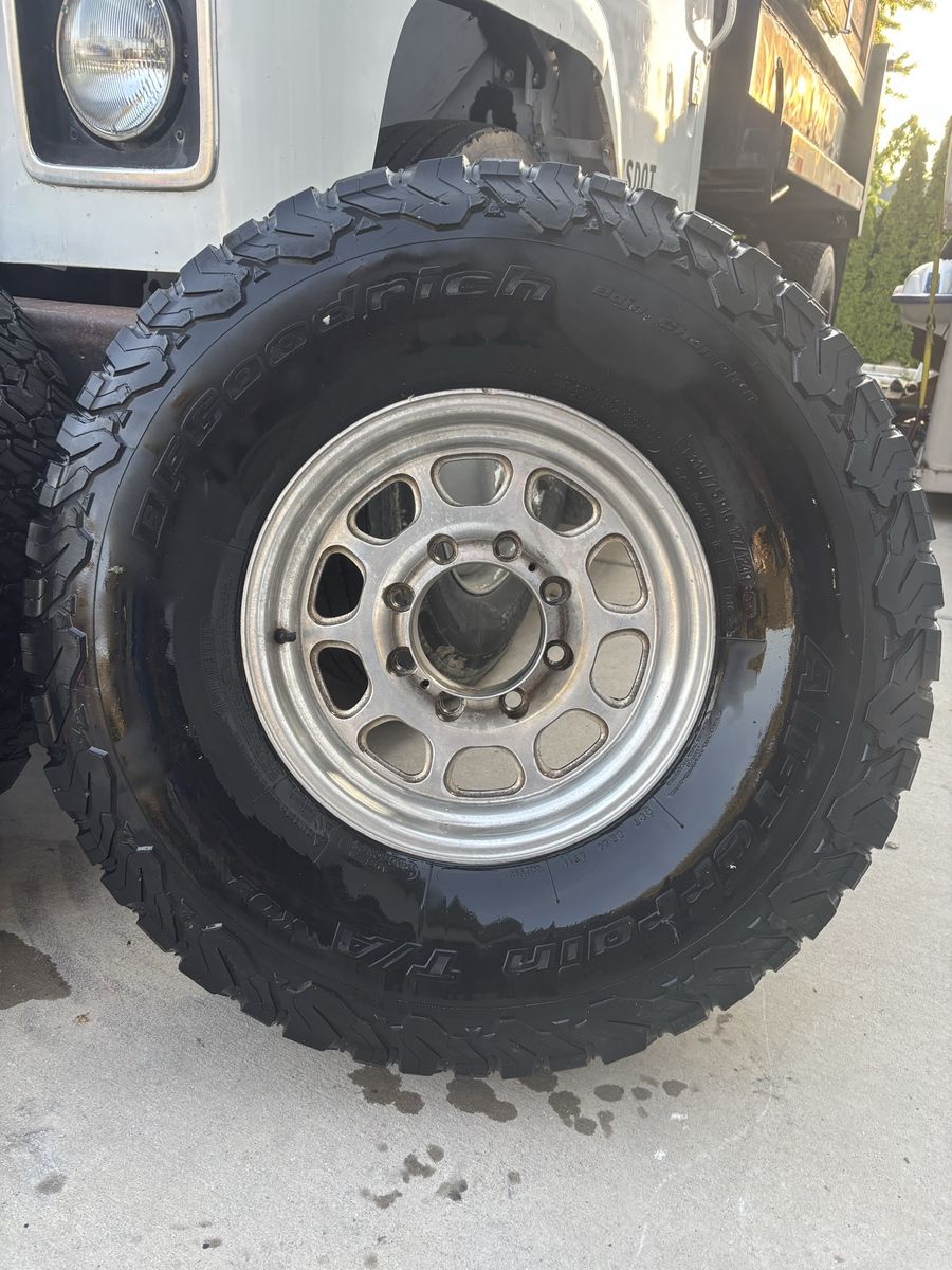 315 75 16 BfG KO2 matching set with rims load range E
