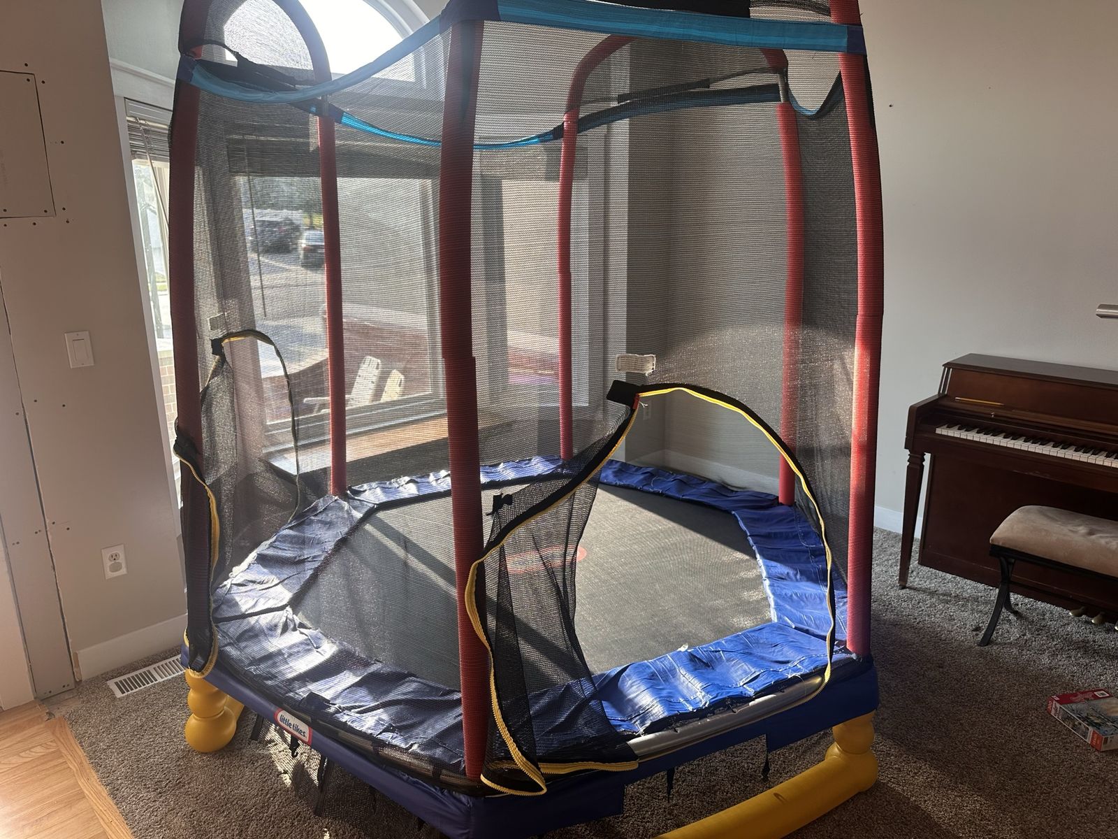 Little Tikes 7' Trampoline