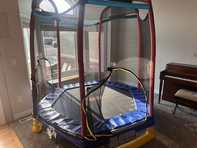 Little Tikes 7' Trampoline
