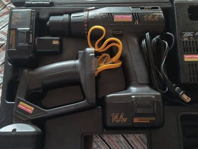 Craftsman Cordless Drill Set