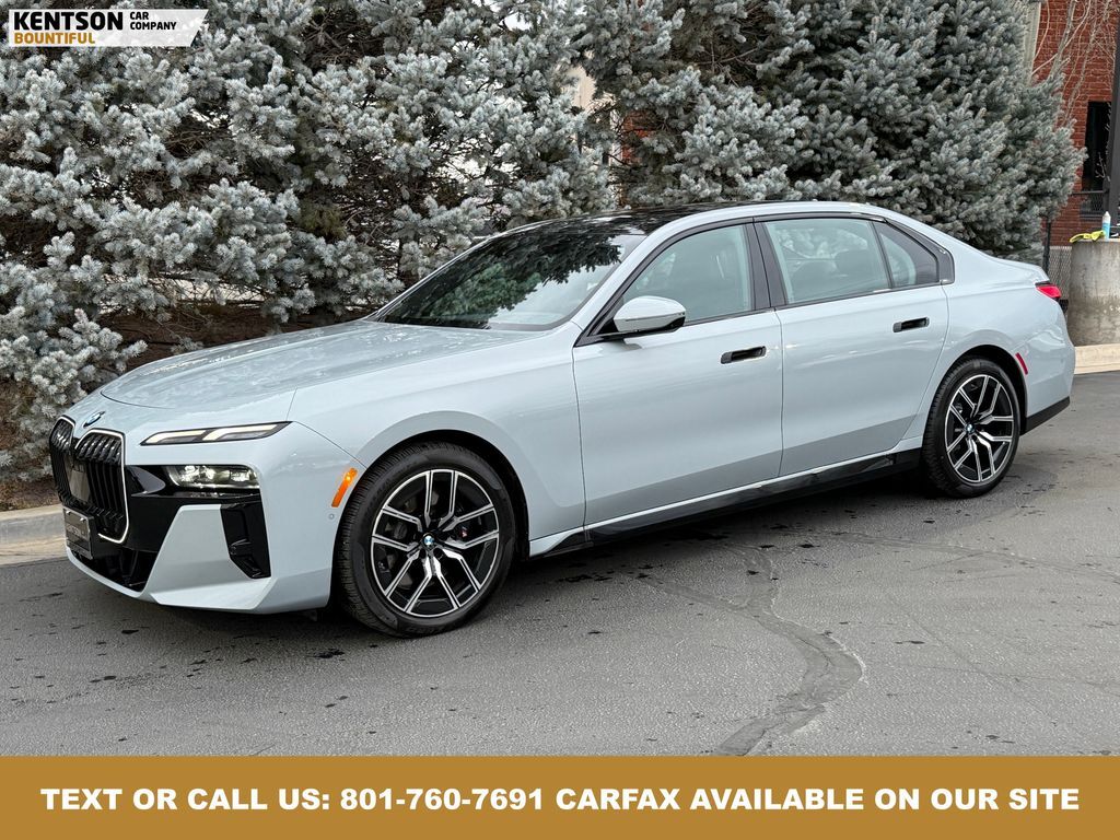 2025 BMW 7 Series 740i xDrive