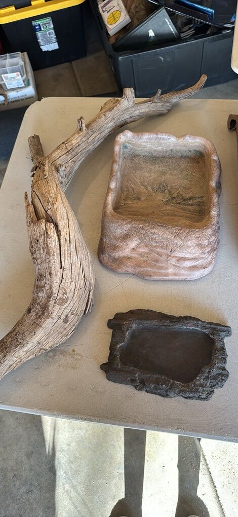 Reptile Enclosure Stuff