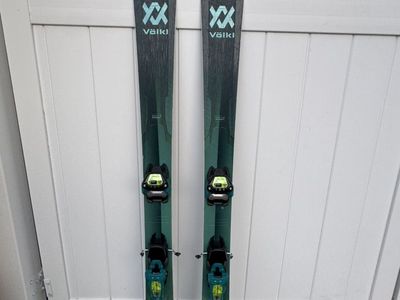 VOLKL SECRET 96 WOMEN'S SKIS 156cm WITH BINDINGS