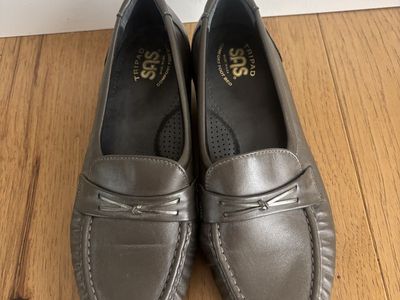 SAS Tripad Comfort Grey Leather Loafers Size 8 WW