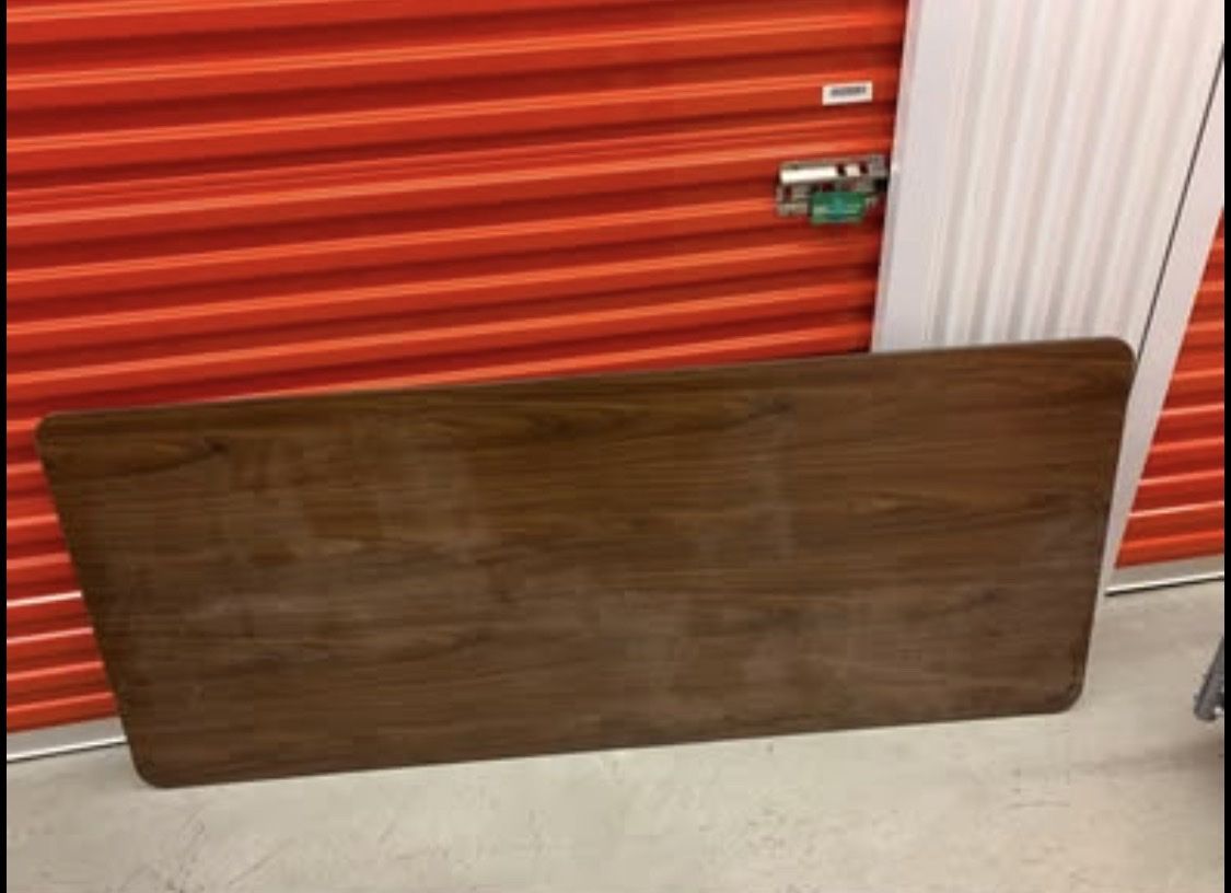 Serious inquiries only Heavy duty tables $75