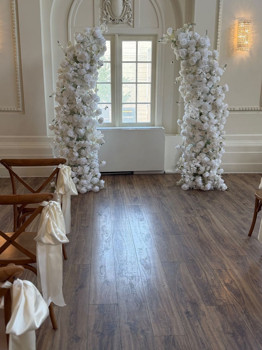 Flora arch 