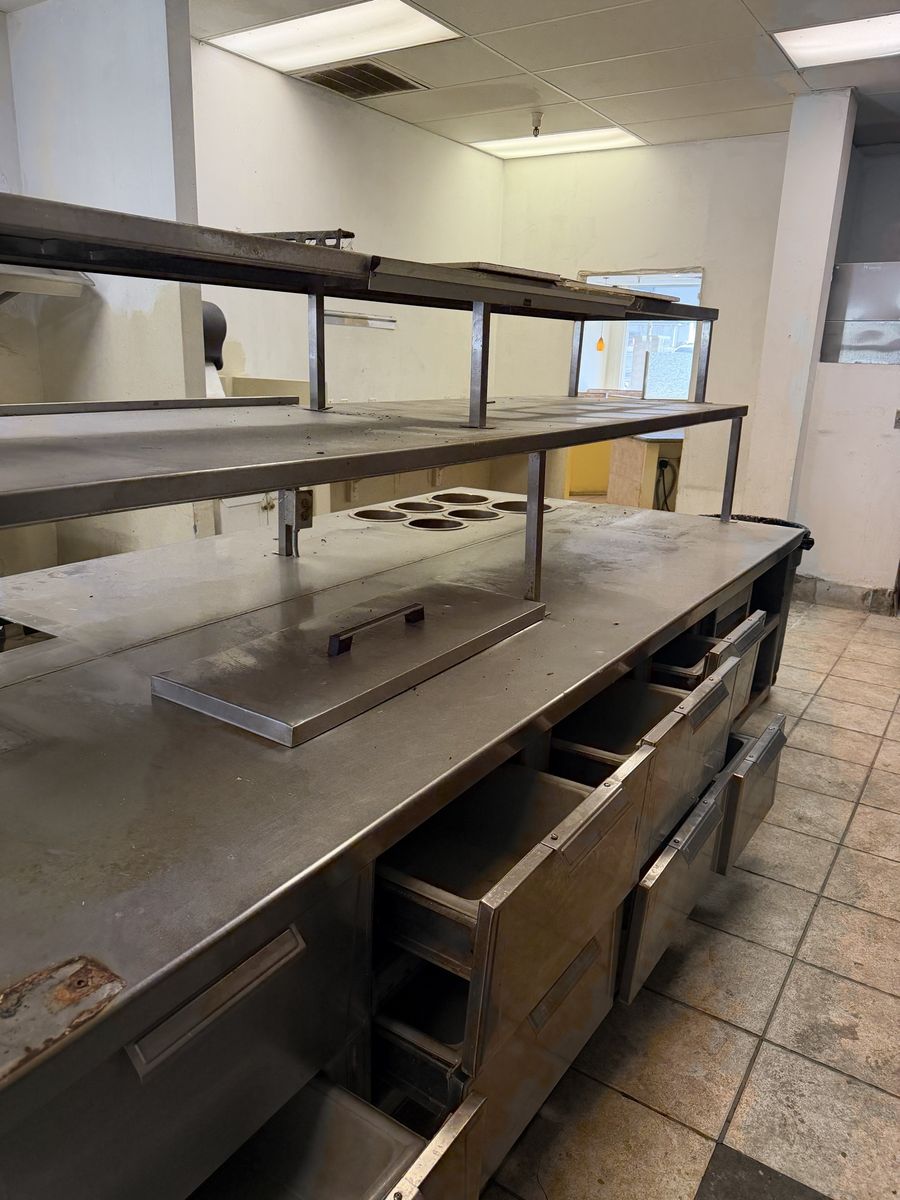 Commercial Stainless Steel Prep Table / Restaurant Work Station