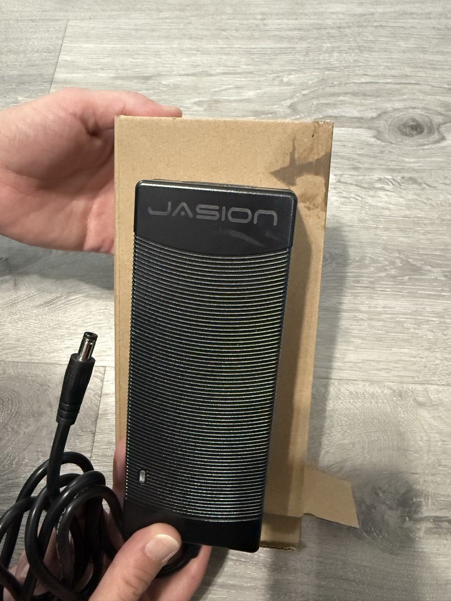 Jasion JY-S4E200 Electric Scooter Battery Charger 48V 2.5A 120W - New