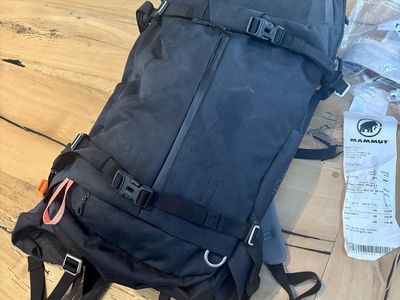 Mammut Light Removable Airbag 3.0 Backpack, Black - Compact Safety for Backcountry