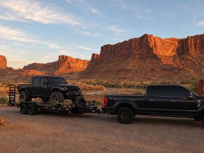 Heavy-duty 22-foot dovetail trailer