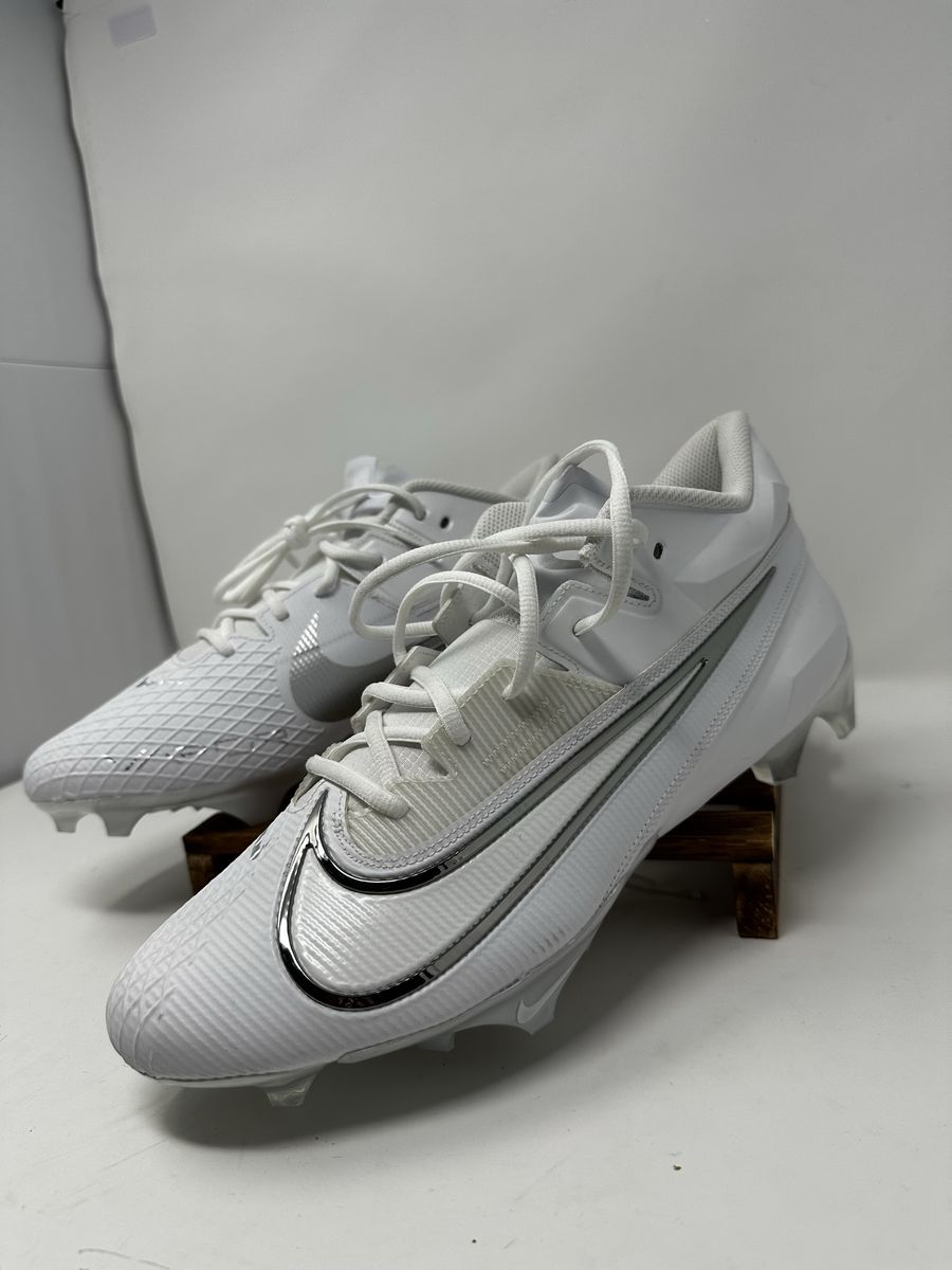 Nike Alpha Menace Elite 3 Football Cleats Size 13