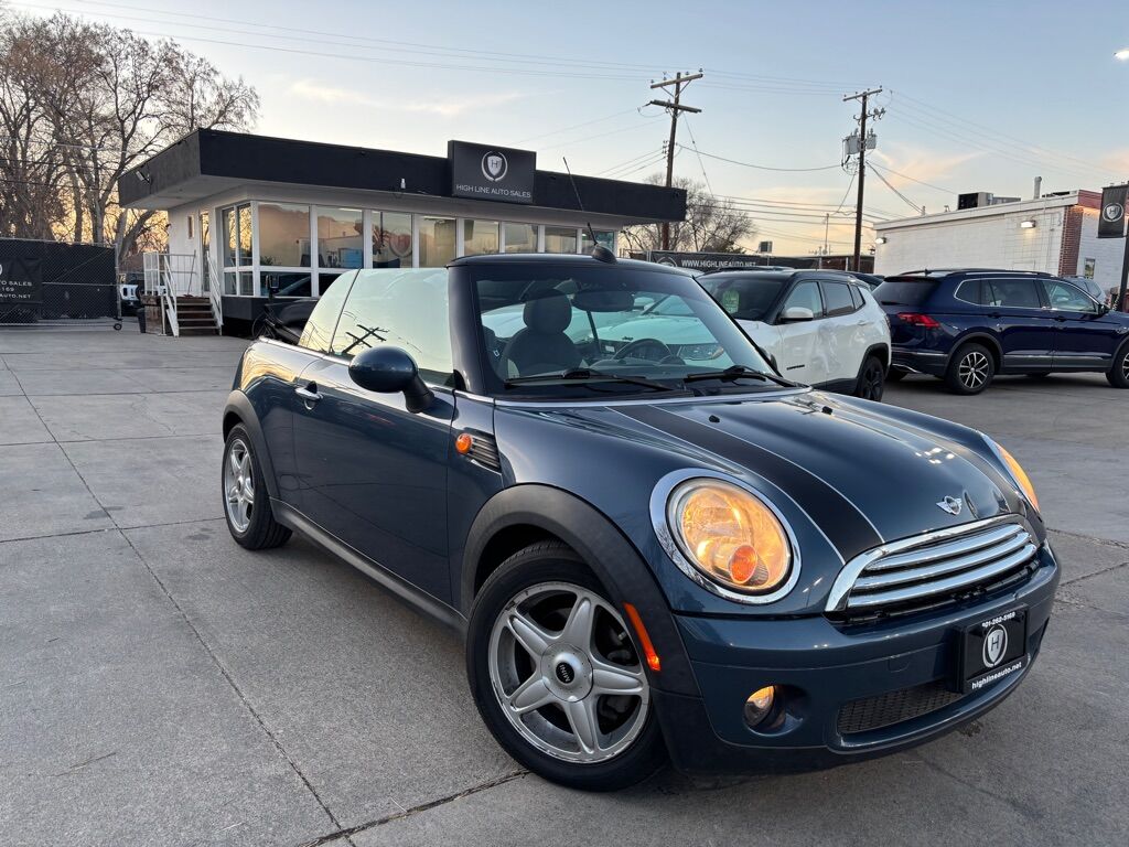2010 MINI COOPER Base