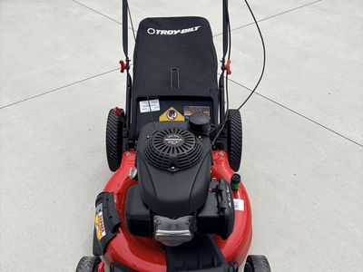 Troy-Bilt Self-Prpoelled Mower w/Honda Engine