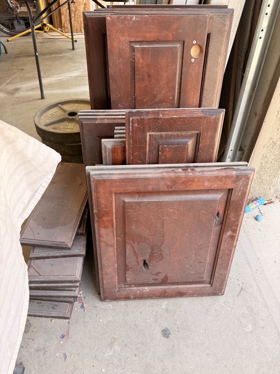 Knotty Alder Cabinet DoorS & Drawer Fronts