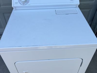 Whirlpool Heavy Duty Extra Large Capacity Gas Dryer - White