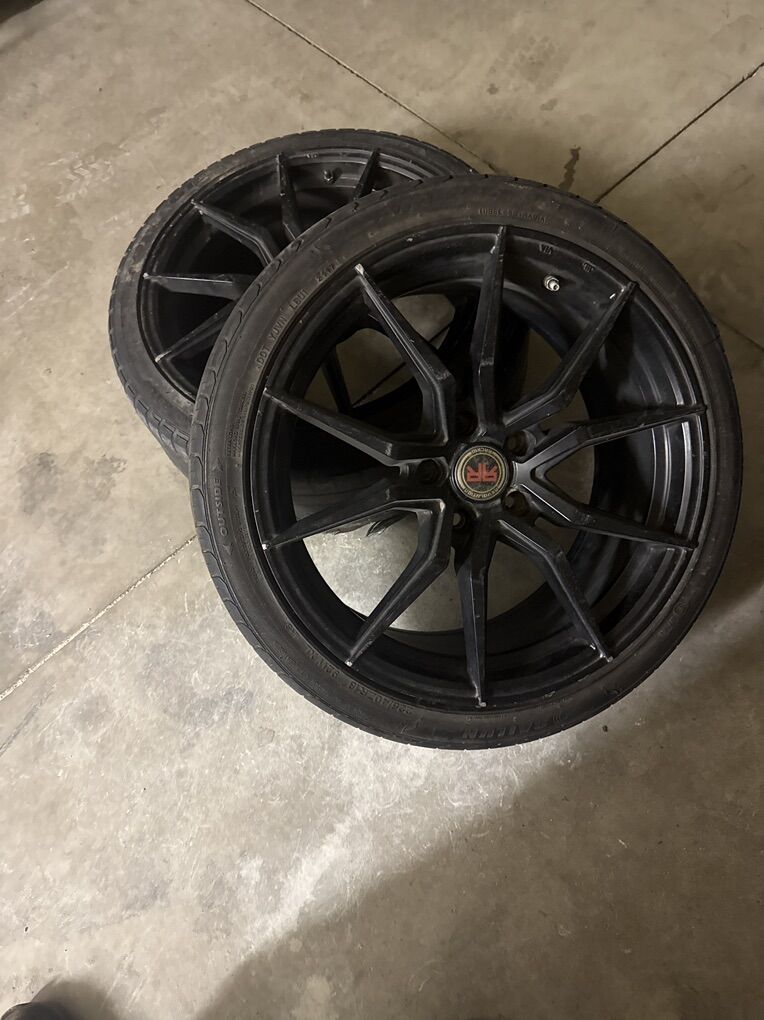 5 Spoke Rims Came Off A Mazda 2010