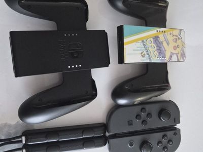 Nintendo Switch Joy-Con Grip Controllers, bundle