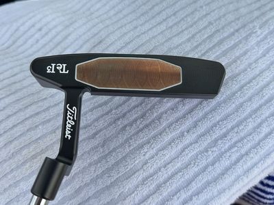 Titleist Scotty Cameron T22 Newport II Putter