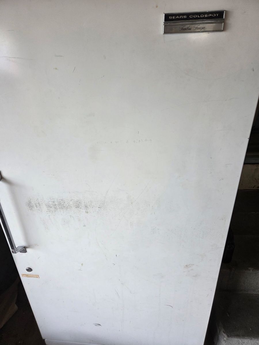 Sears Coldspot Frostless Upright Freezer, 15.3 cu ft, White