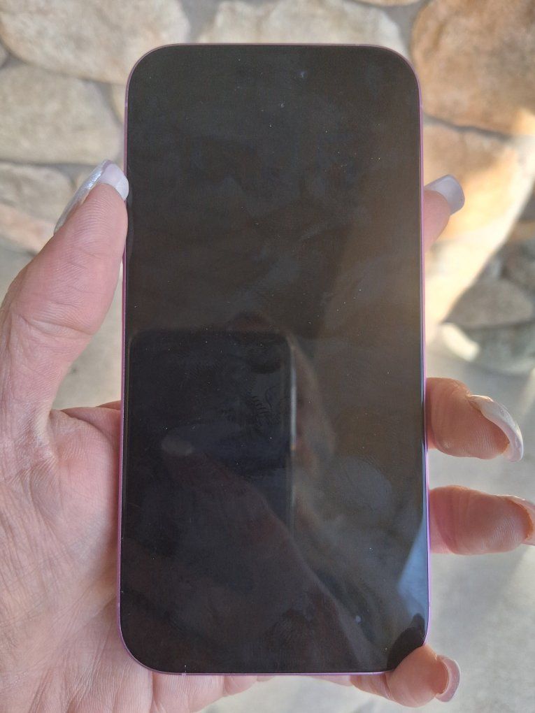 Main image 3