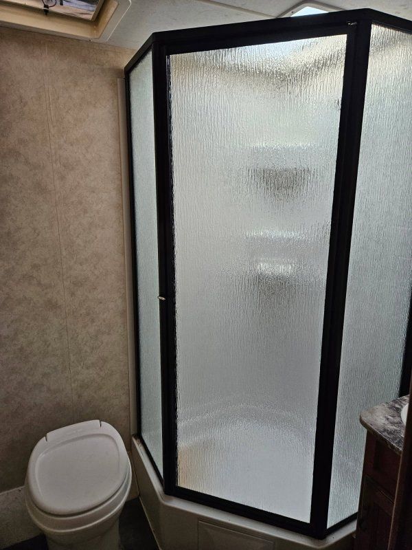 Main image 10