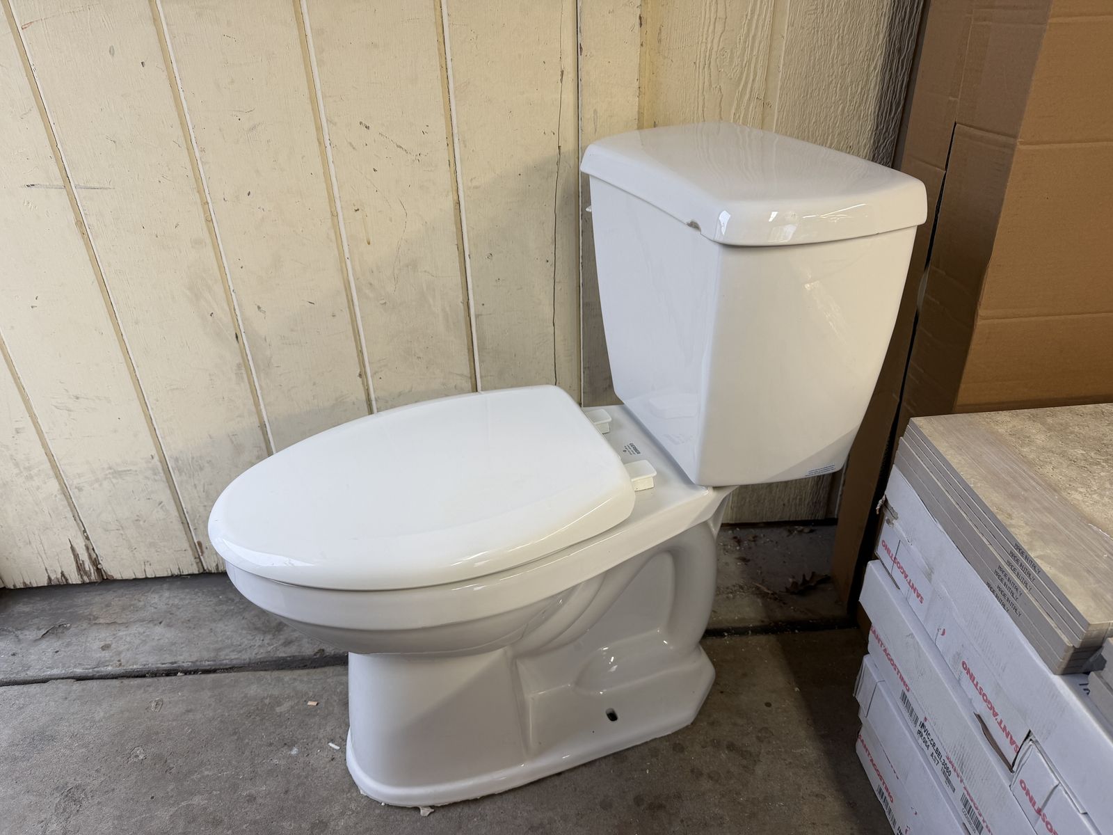 Free Toilet