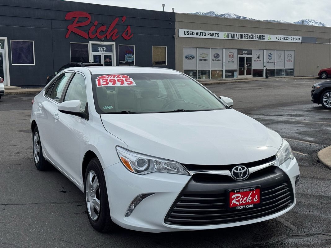 2015 Toyota Camry LE