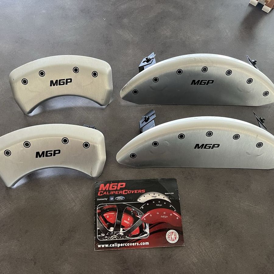 Caliper covers infinity G 35 2006-2008 Nissan 350 Z also