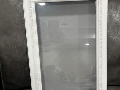 Shadow boxes