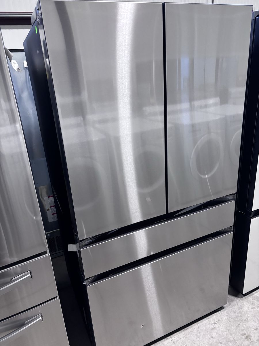 New Samsung Bespoke 29cu.ft Refrigerator