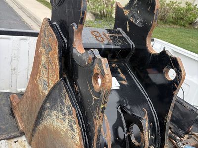 18 Inch Kabota Kx 80 Bucket