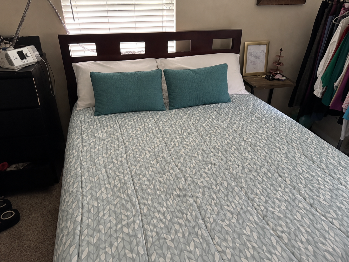 Dark wood bedframe, queen
