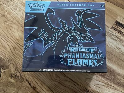 Phantasmal Flames Elite Trainer Box