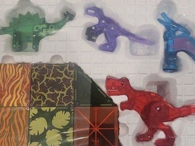 MAGNA-TILES Dino World 40-Piece Magnetic Building Set