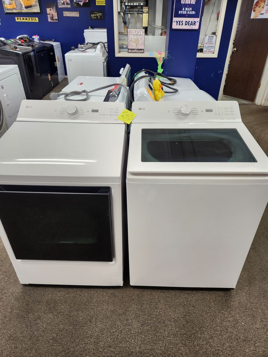 BEAUTIFUL LG TOPLOAD WASHER AND ELECTRIC DRYER SET!