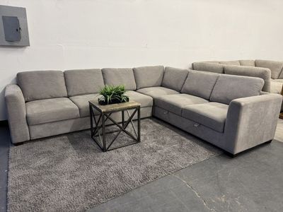 GRAY COSTCO CONVERTIBLE SLEEPER SECTIONAL COUCH W/ STORAGE