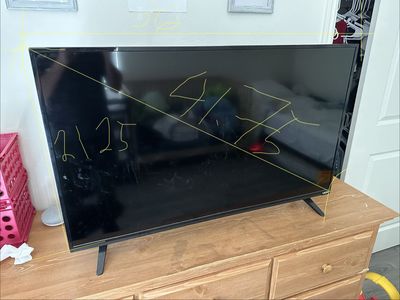 $50 OBO For Old 40” Vizio TV