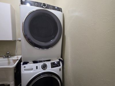 Front Load Washer & Gas Dryer