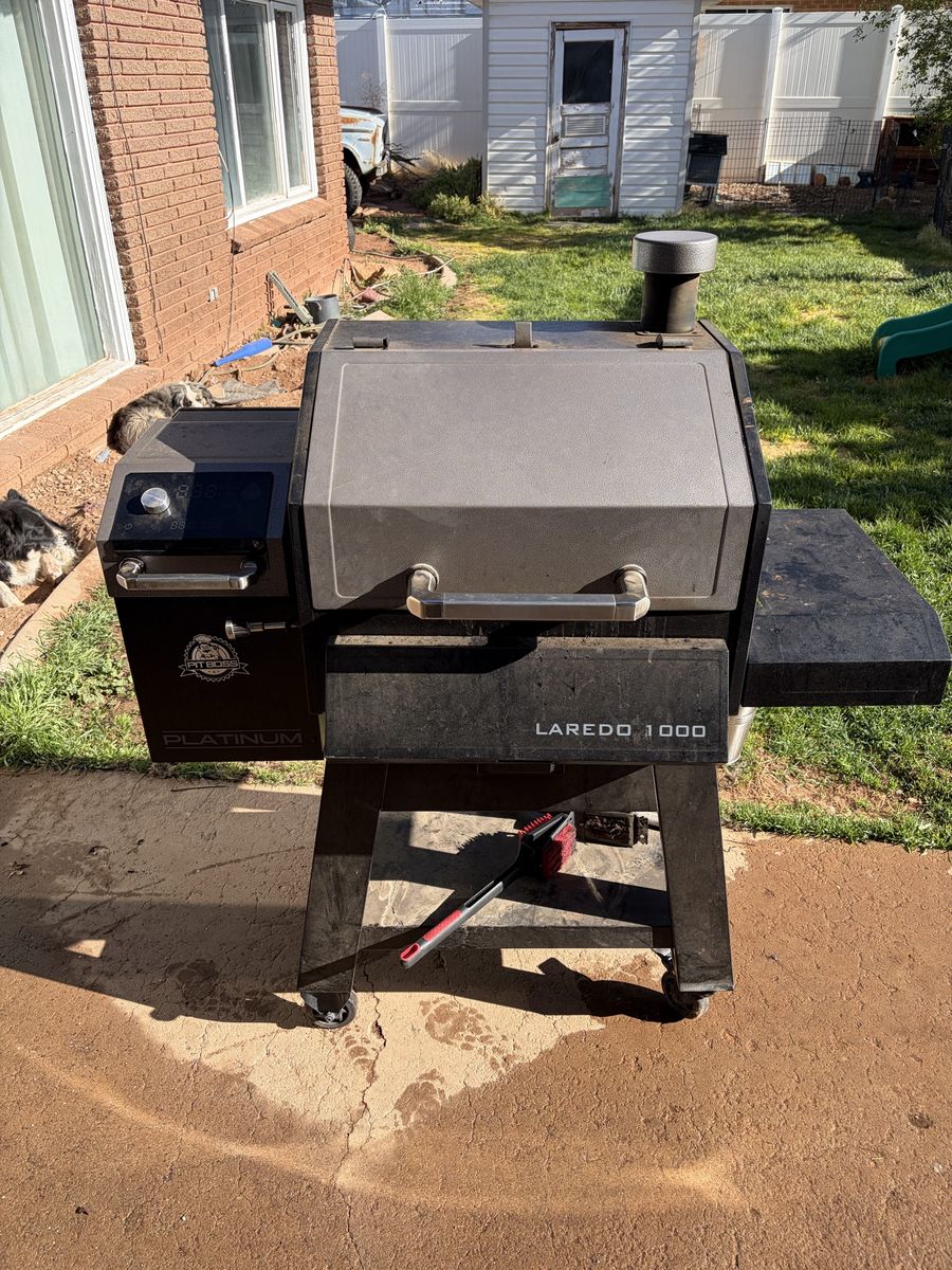 Pit boss Laredo 1000 platinum