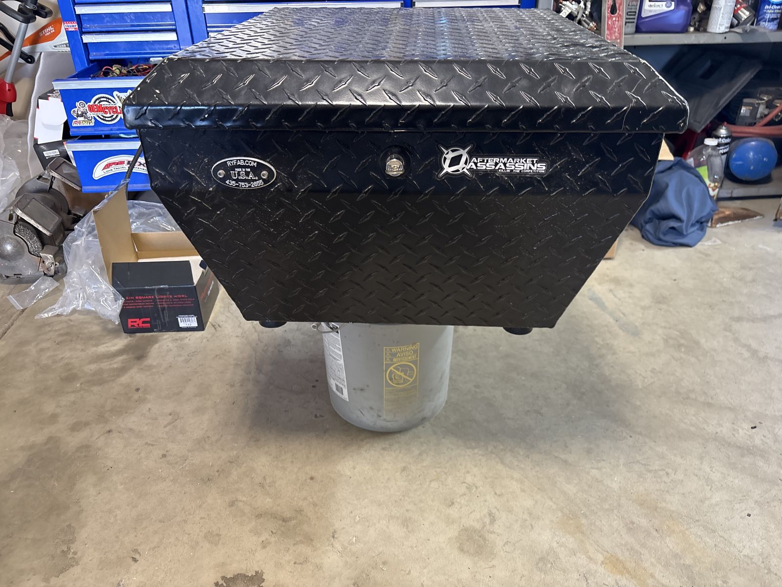 Polaris razor 1000. 900 800. 570  RHFAB Black Diamond Plate Tool box