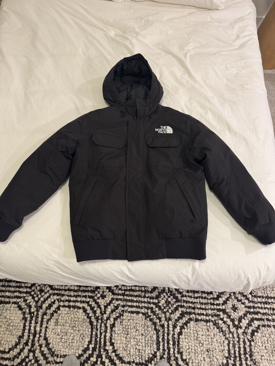 North Face Down Puffer McMurdo Bomber 600 Fill Brand New Worn Once!