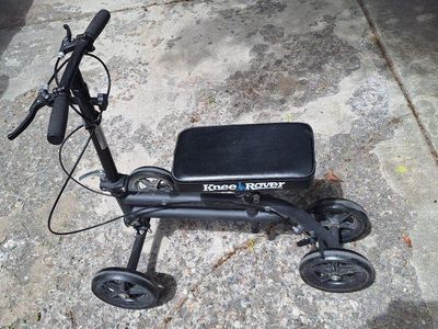 knee rover