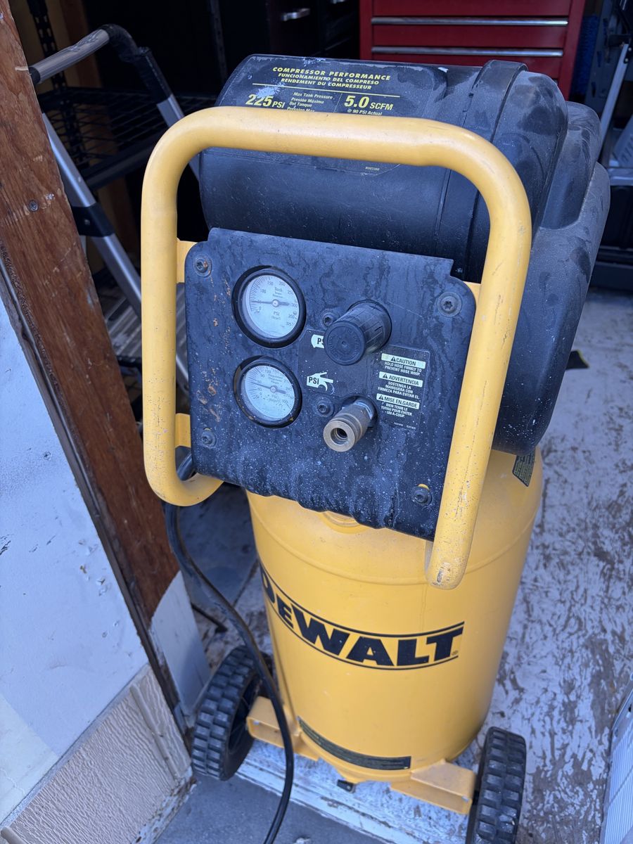 DeWalt air compressor