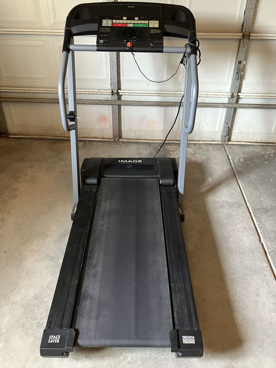 Image 15.0 Q Folding Treadmill - Fair Working Condition, Minor Cosmetic Flaws