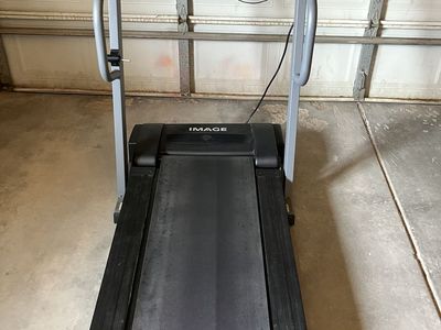 Image 15.0 Q Folding Treadmill - Fair Working Condition, Minor Cosmetic Flaws