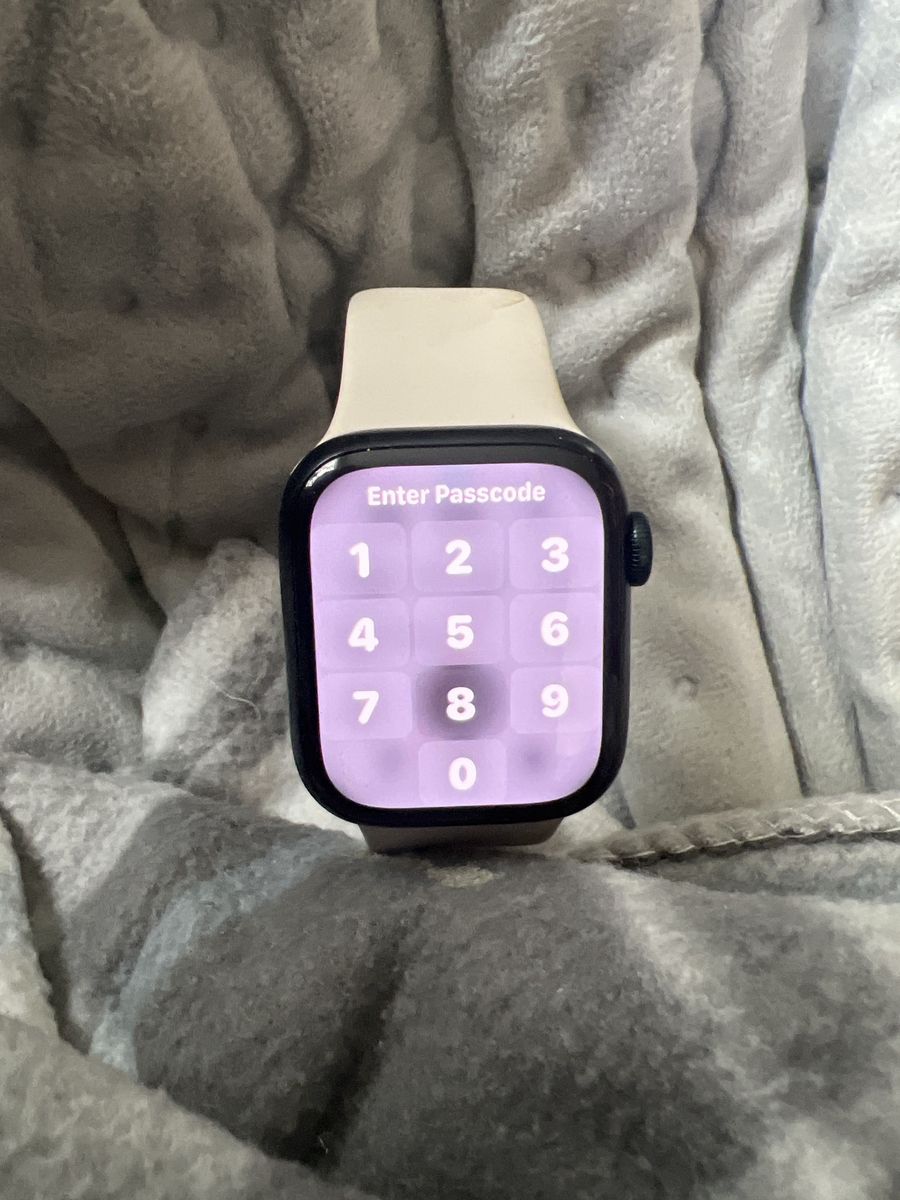 Apple Watch ver 7 Excellent Condition